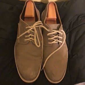 Clarks Gray Oxford shoes